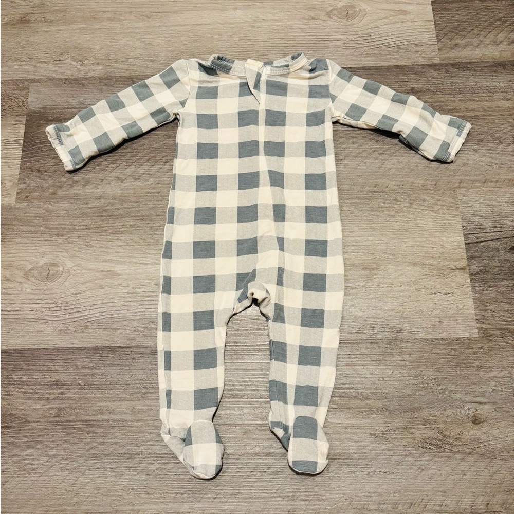Kate Quinn Buffalo Check Footies One-Piece - Cream & Gray pajama 0-3 Months